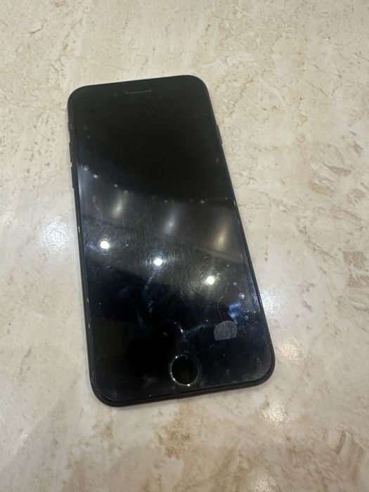 Iphone 7 32 Gb ПРОДАМ