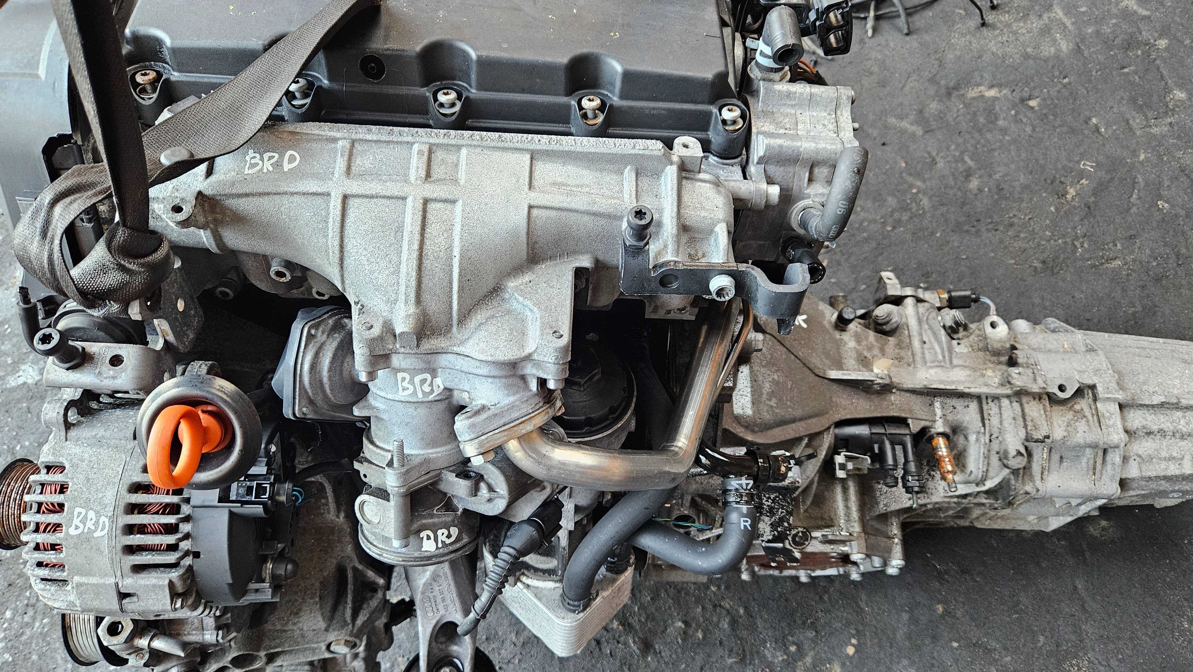 Kolektor ssący Audi A4 B7 2.0 TDI 170ps BRD Siedlce