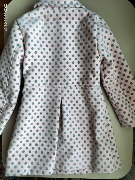 пальто для дівчинки на 3-4 роки