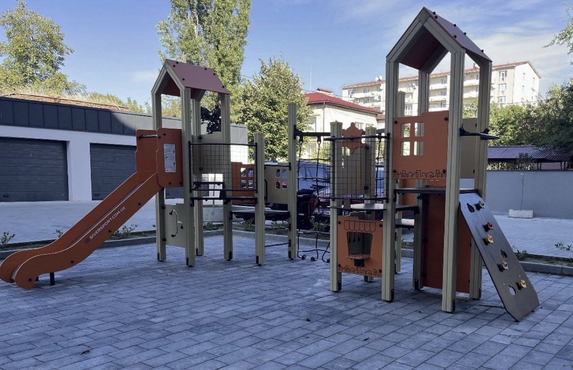 Продається 2-кімнатна квартира, ЖК Доломіт
Код: 22415