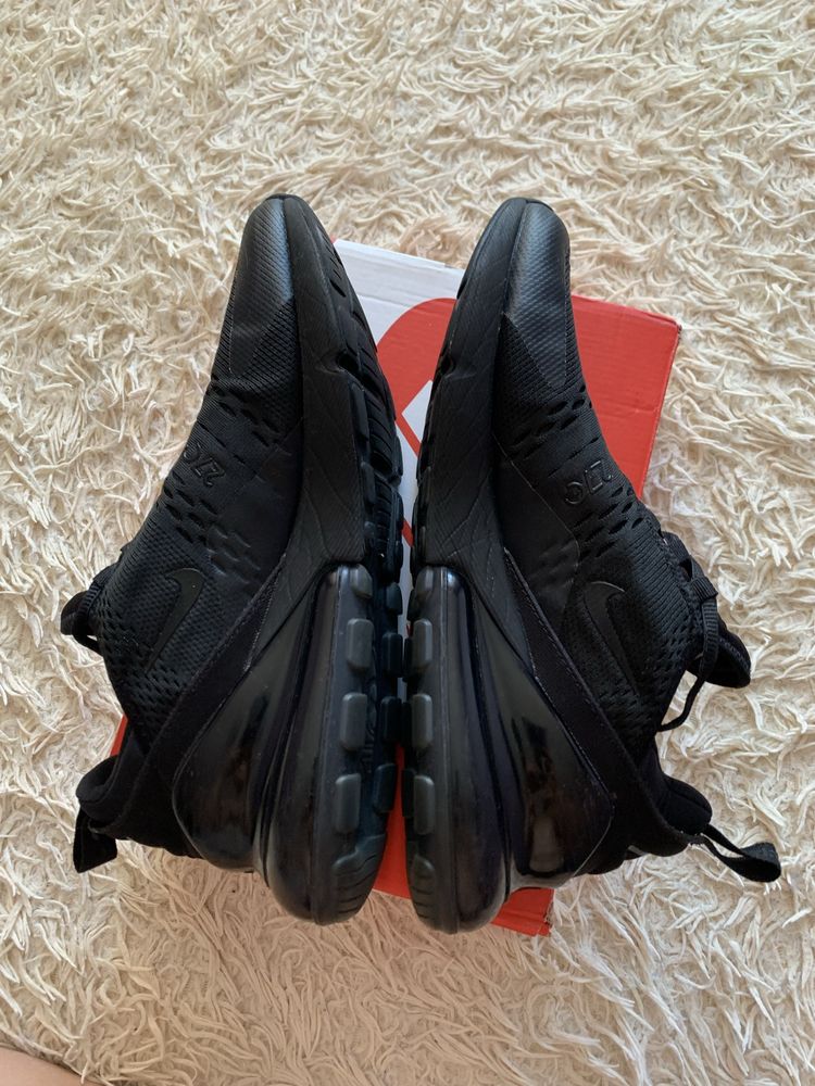 Кросівки nike air max 270