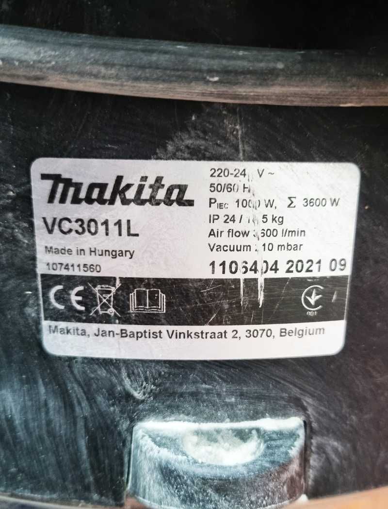 Odkurzacz przemysłowy Makita VC3011L