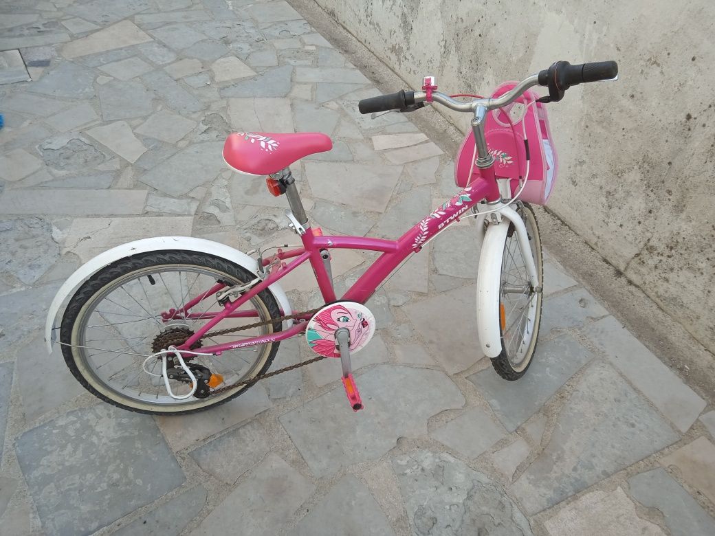 Bicicleta menina