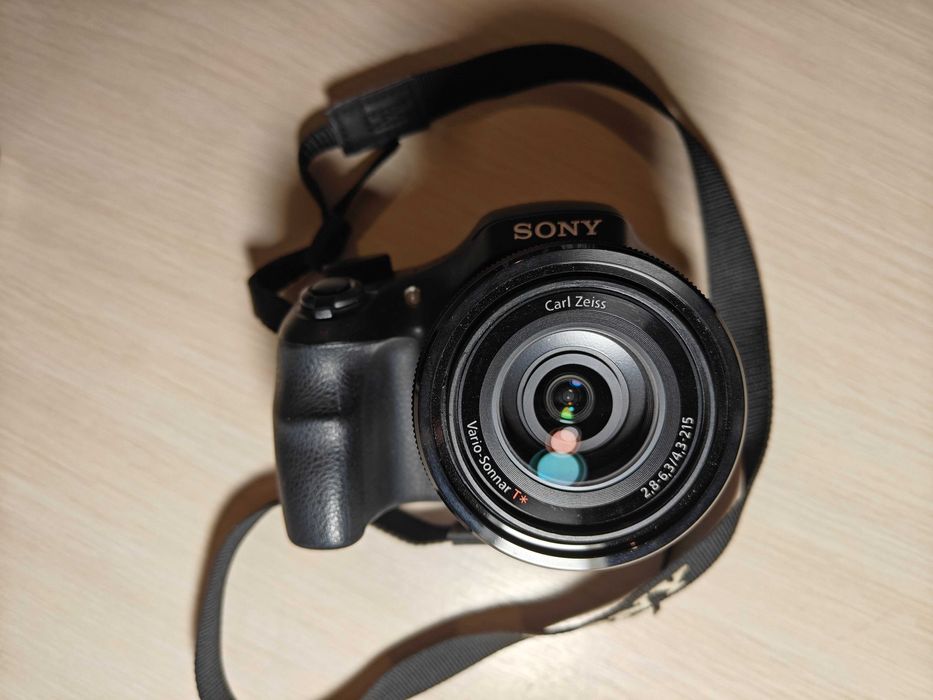 Aparat fotograficzny SONY cyber-shot DSC-HX300
