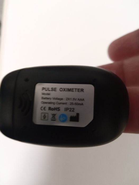 Oximetro com bolsa de transporte e fio.