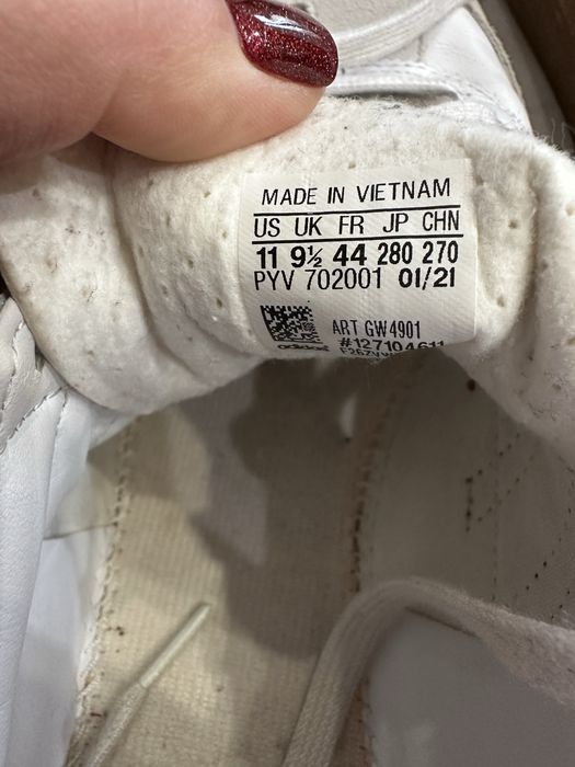 Кросівки «Adidas» жіночі