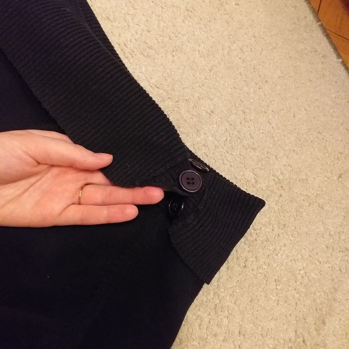 Bluza, odkryte ramiona