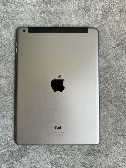 Продаю iPad Air модель A1475