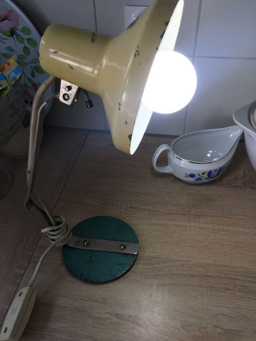 Lampka biurkowa, stara lampa PRL model sp-arp