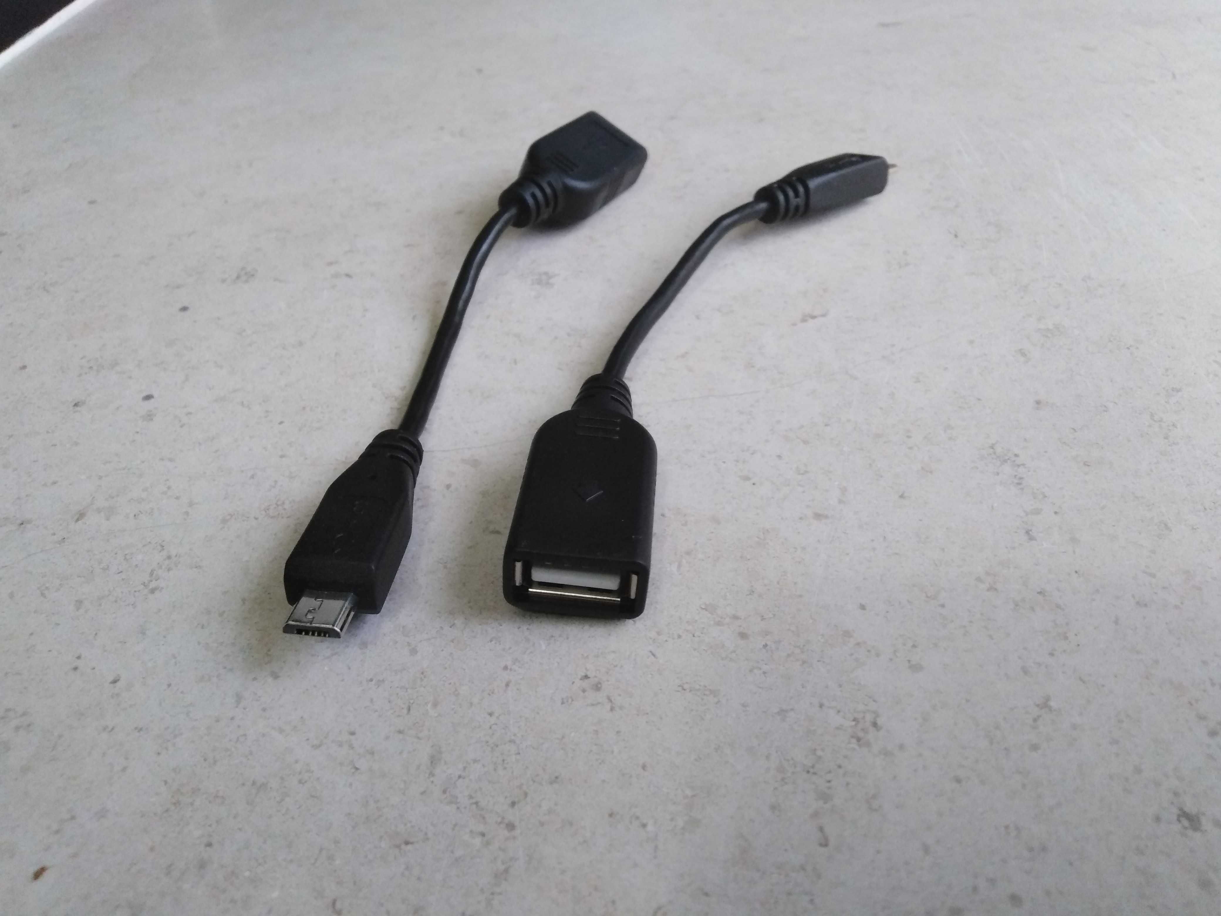 Vários cabos USB (Novos).