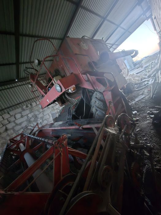 Kombajn zbożowy Bizon