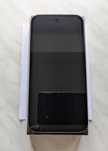 Google Pixel 9a Obsidian.