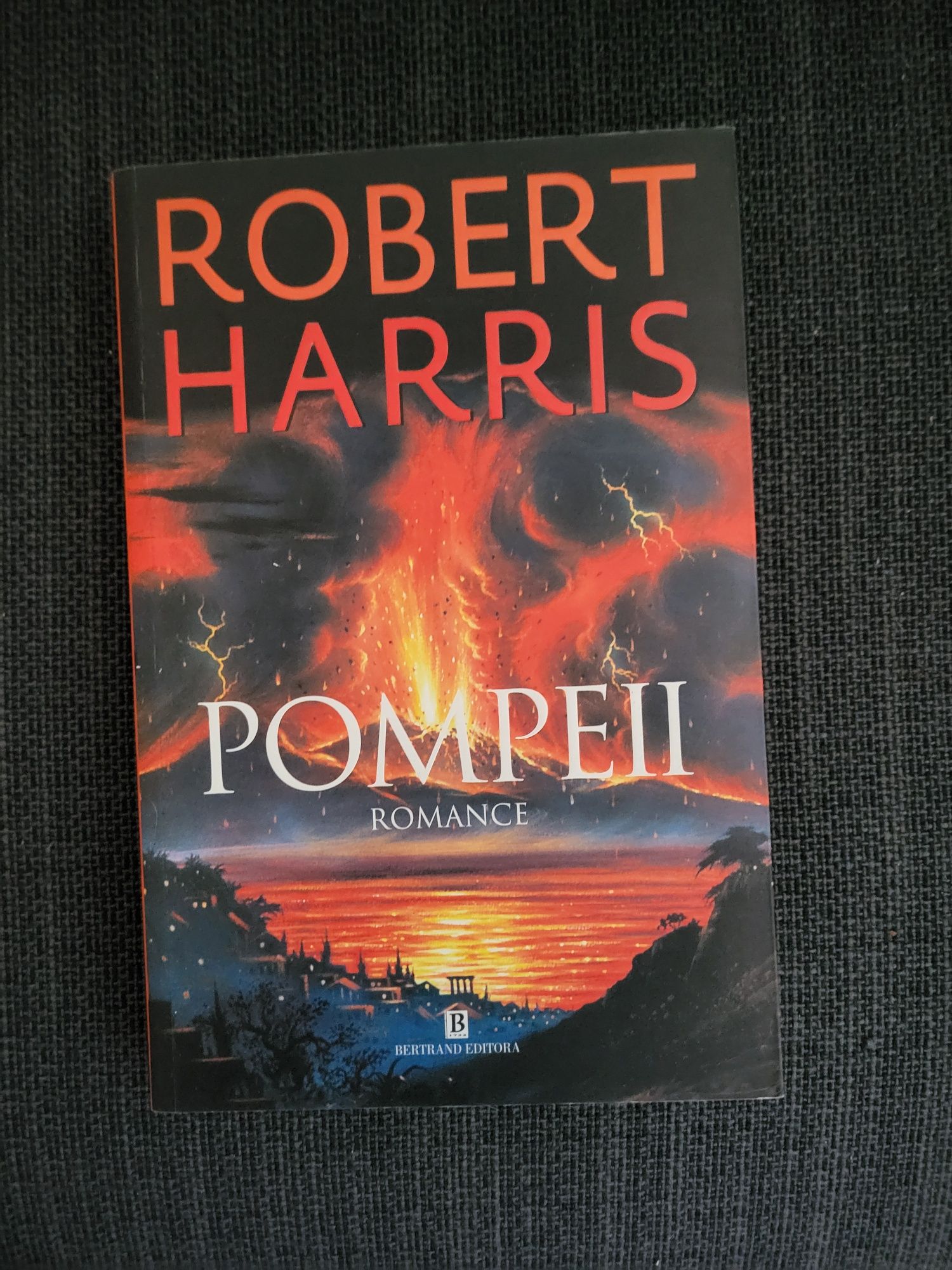 Livro "Pompeii" de Robert Harris