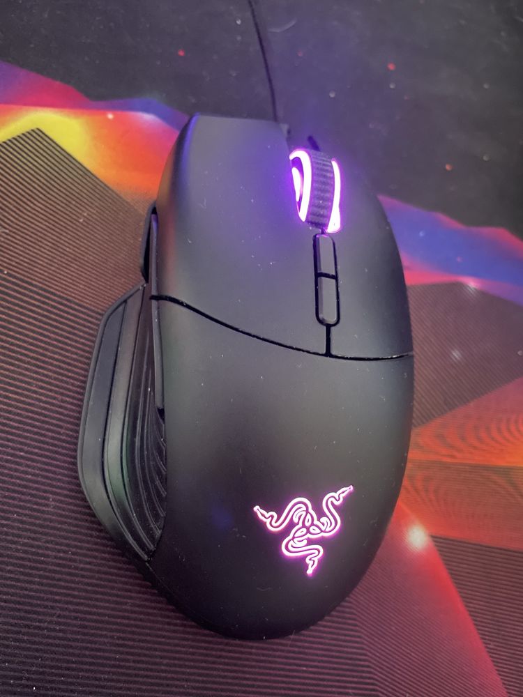 Rato Razer Basilisk