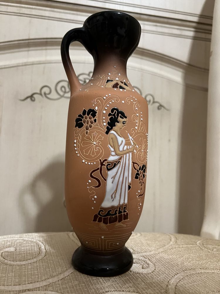 Египетская ваза / в египетском стиле/ лекиф/ амфора