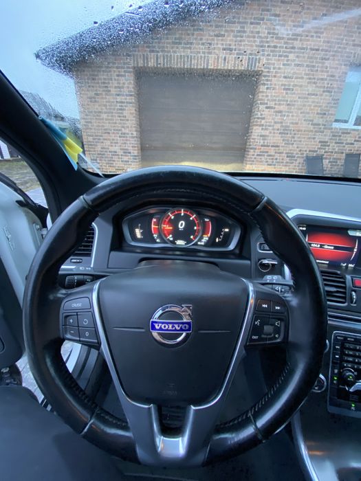 Вольво xc60 2014