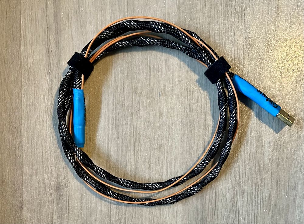 Cabo USB Curious cable Evolved