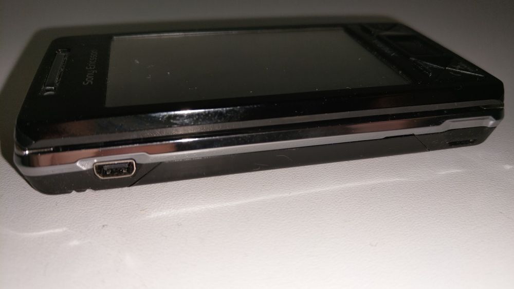 Xperia X1 pierwszy model z seri xperia dla kolekcjonera