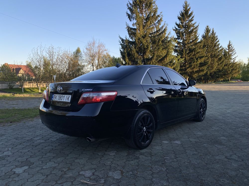 Toyota Camry 40 торг