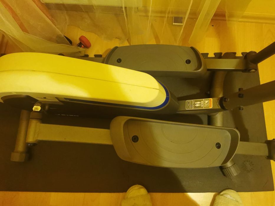 Używany orbitrek w bardzo dobrym stanie gotowy do ćwiczeń