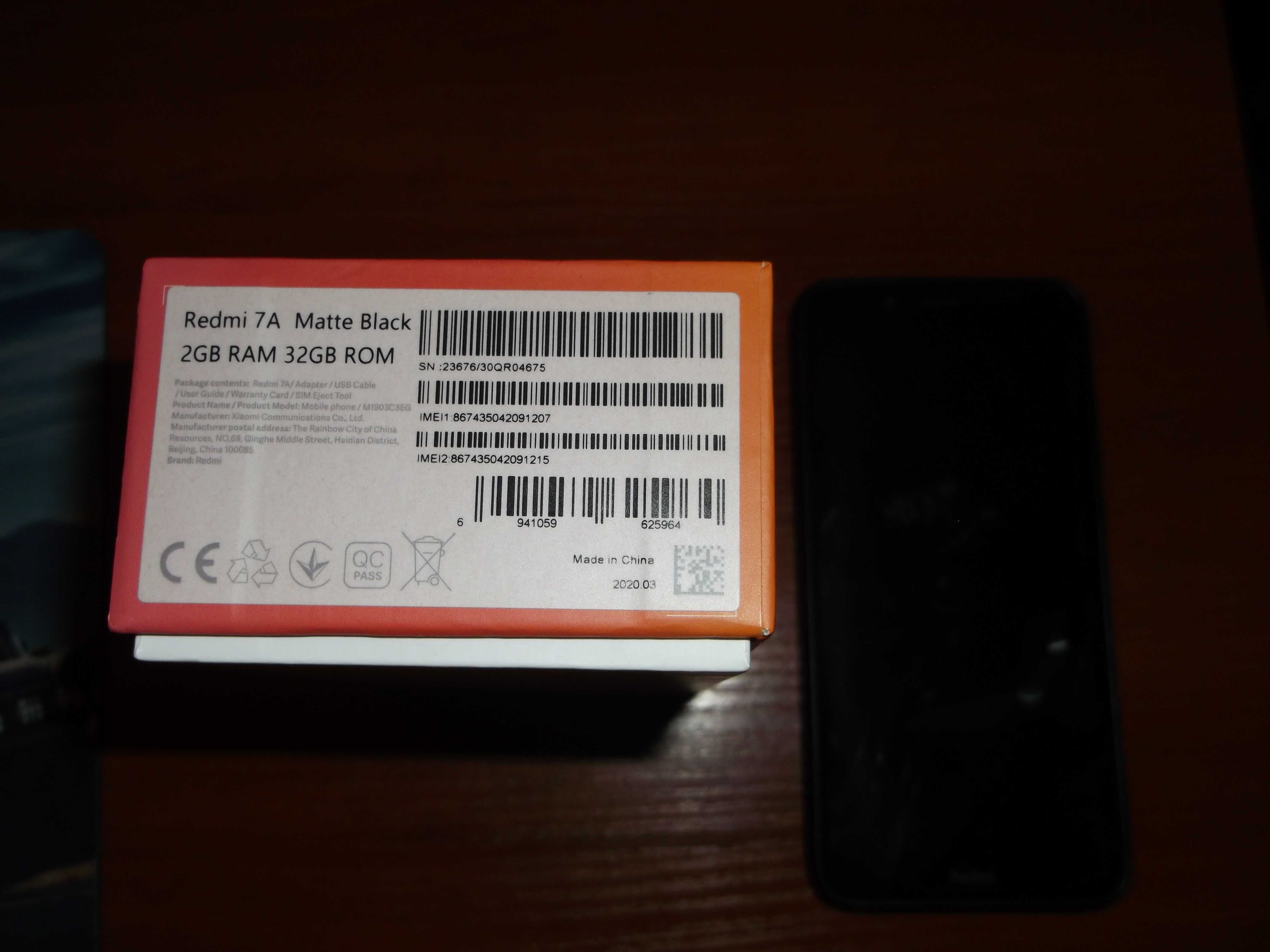 Продам смартфон б/у Xiaomi Redmi 7A  2/32gb