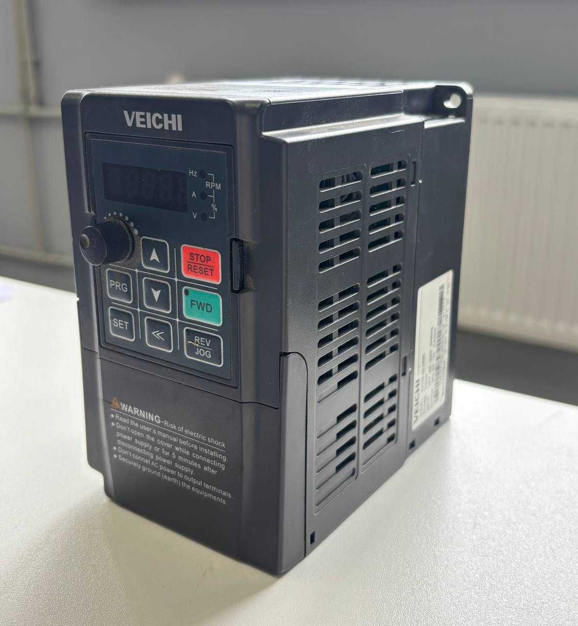 AC70E-S2-2R2G Перетворювач частоти  Veichi 2,2 кВт
