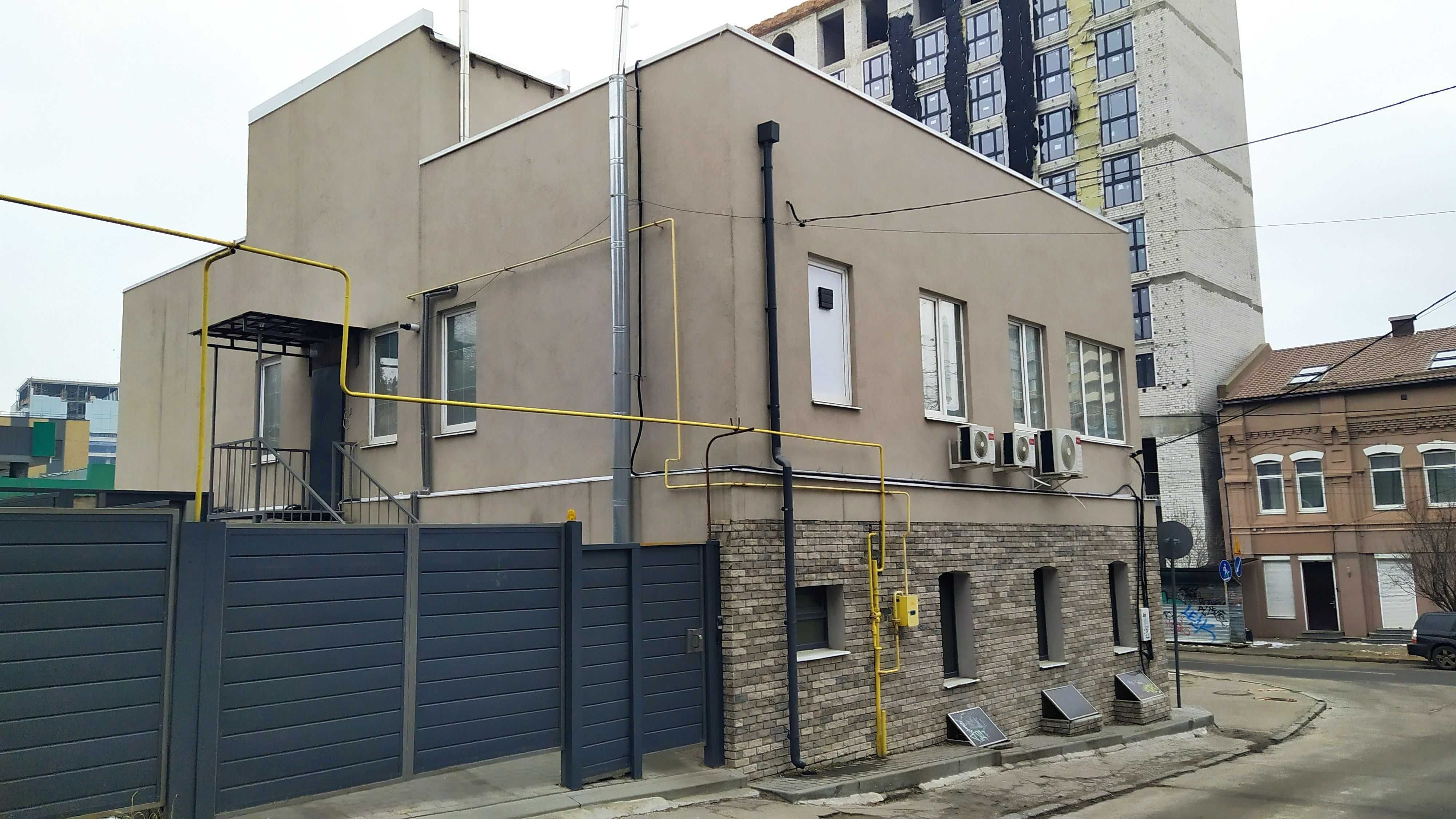 Продаж будівлі вільного призначення