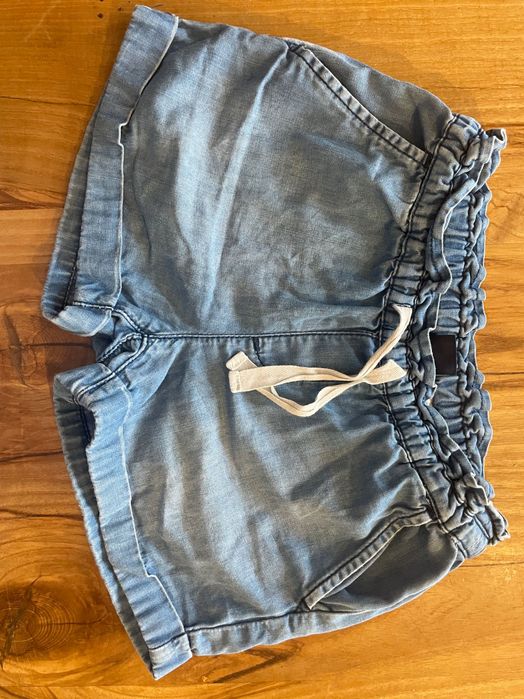 Jeansowe spodenki GAP rozm.120