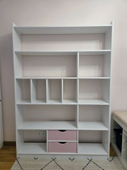 Regał sosnowy na książki, zabawki