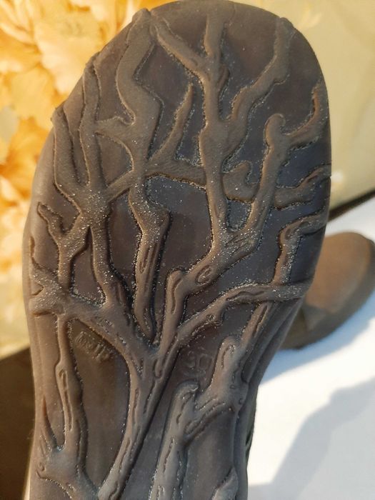 Дитячі теплі замшеві ботинки розмір 30