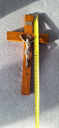Krzyż drewniany Jezus