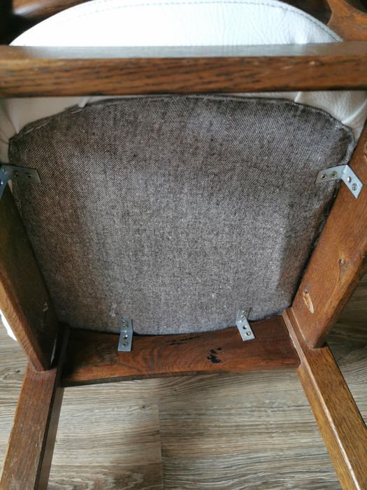 Stare, gabinetowe krzesło holenderskie