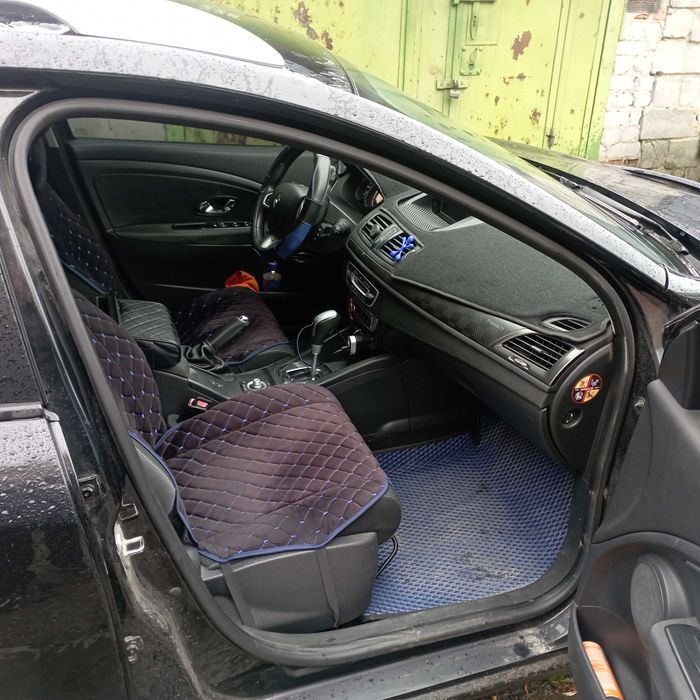 Продаж авто Renault Megan