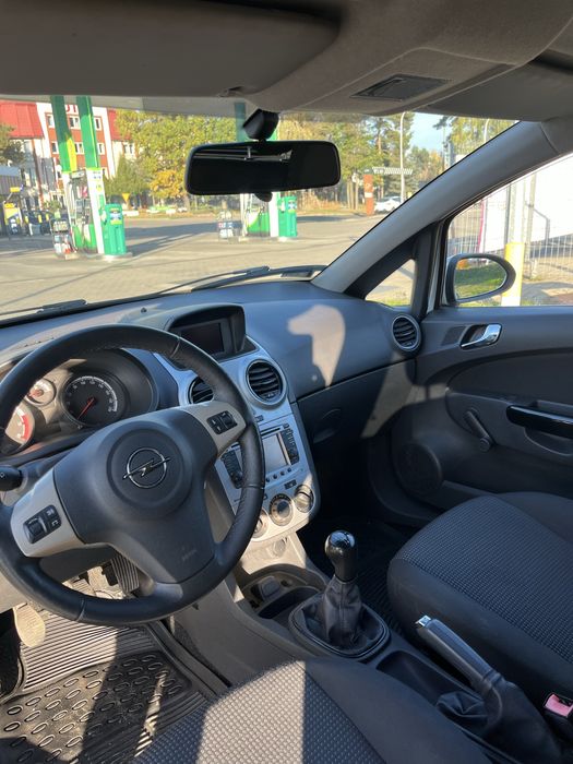 Opel Corsa D 1.2 EcoFlex 2011r