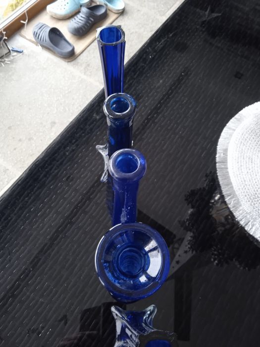 Wysokie niebieskie wazoniki 5 sztuk , (art deko) cena za całość