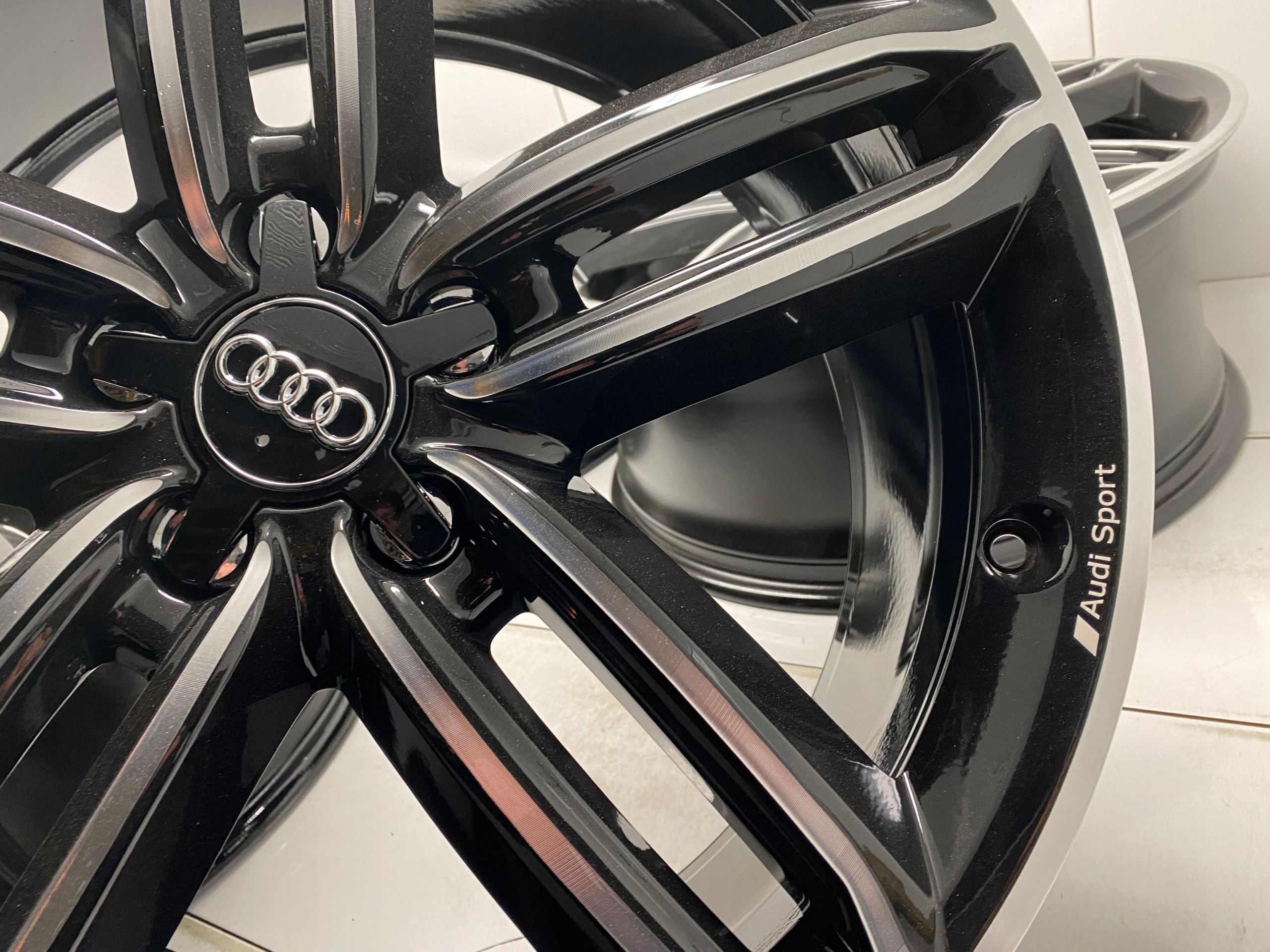Felgi 20 Audi A6 4G0 4G9 s Line 8.5 ET43 0EM Ideal