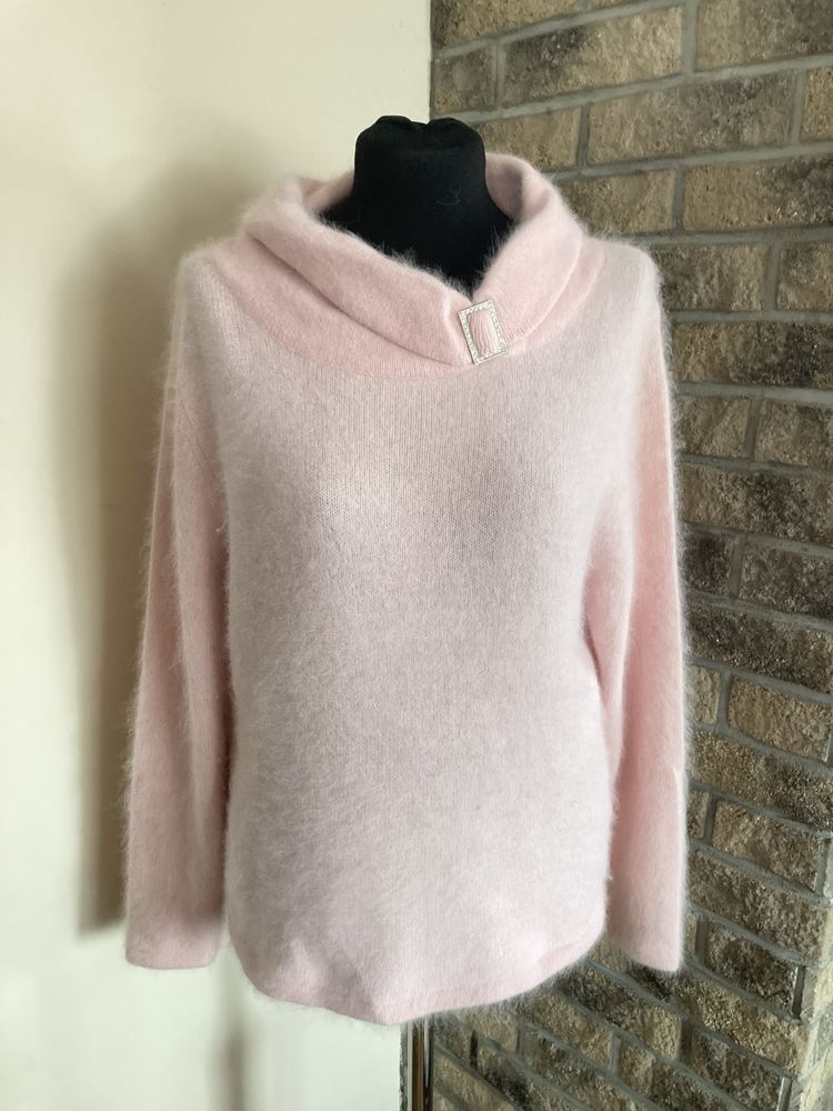 Puszysty różowy sweter Angora rozmiar L/40 jak kaszmir