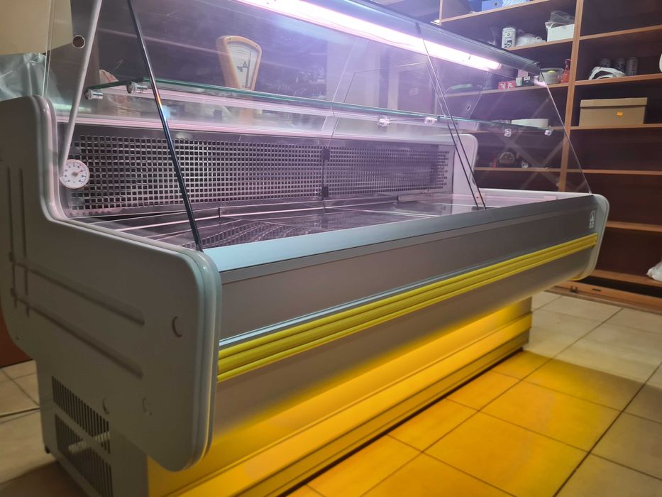 Lada chłodnicza sklepowa