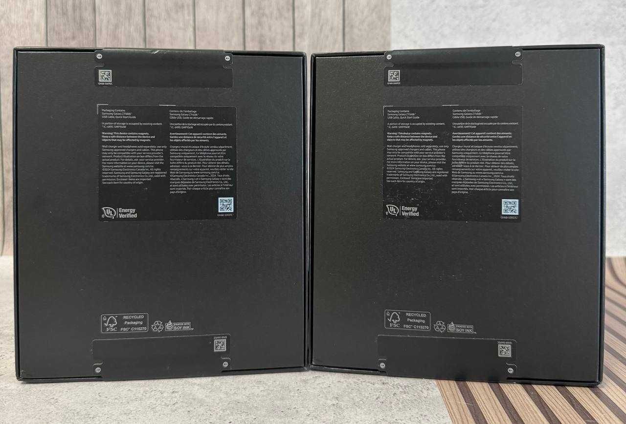 Смартфон Samsung Galaxy Fold6 12/256GB Black/White