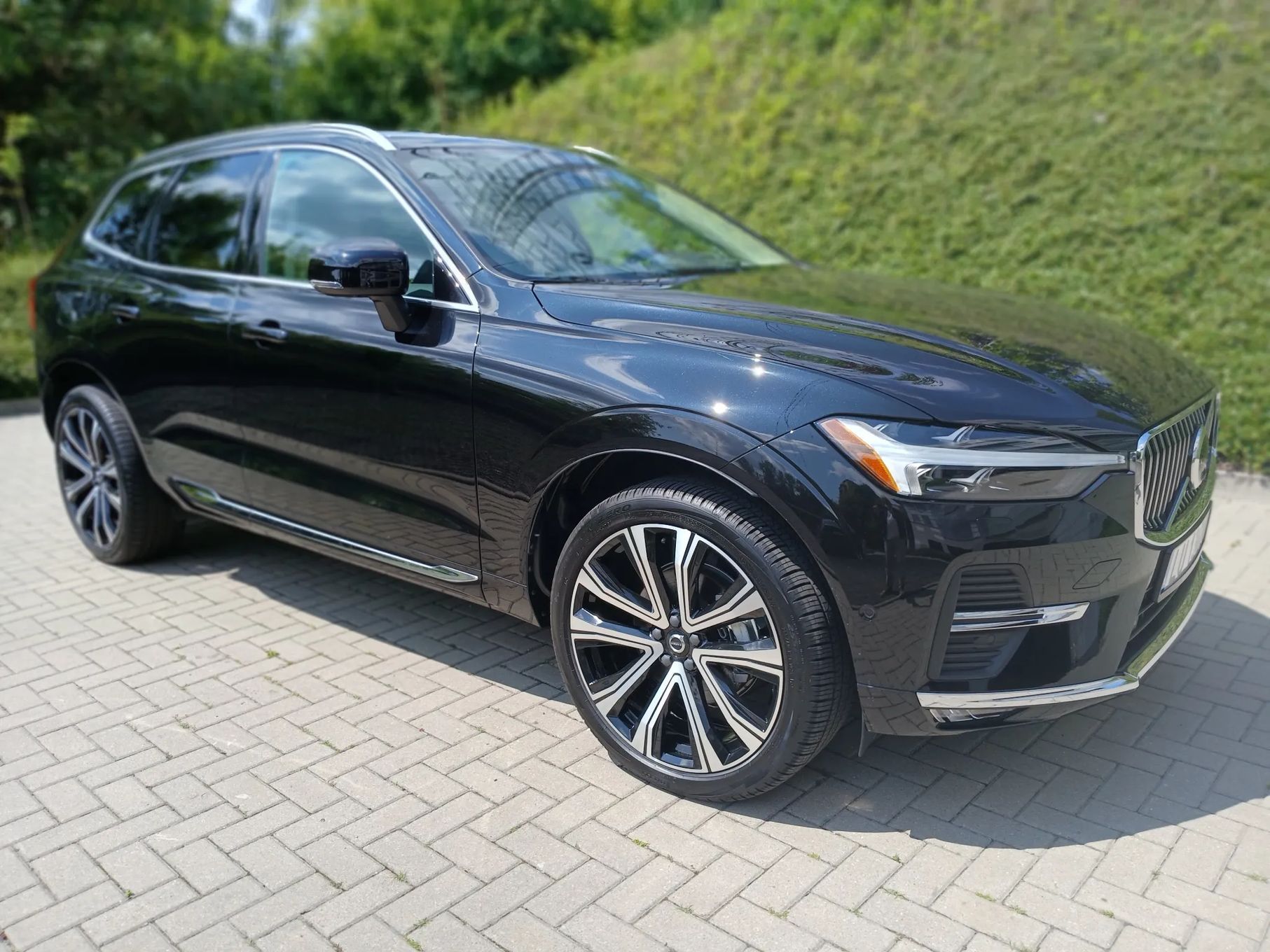 Volvo XC 60 2023. Dobra wersja, mały przebieg