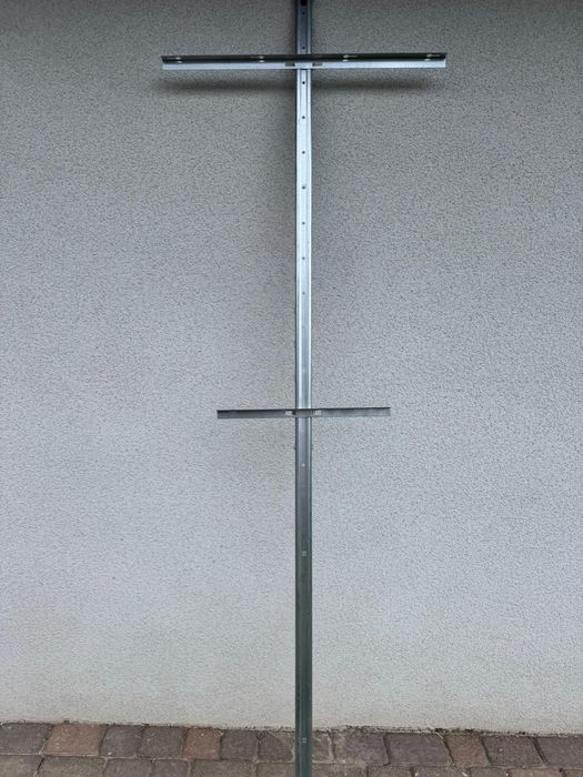 Słupki do malin, rusztowania pod maliny, słupki metalowe, poprzeczki,