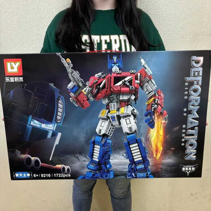 Конструктор Лего Оптімус Прайм робот трансформер 1722 деталей