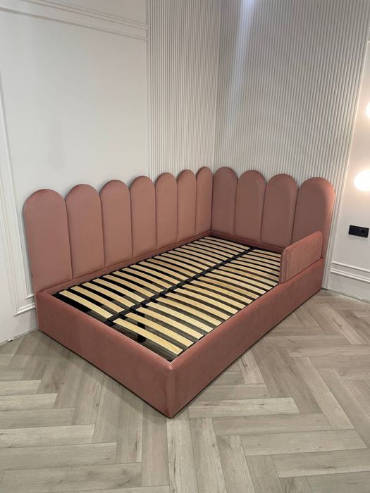 М‘які ліжка дитячі також м‘які стінові панелі на замовленя!