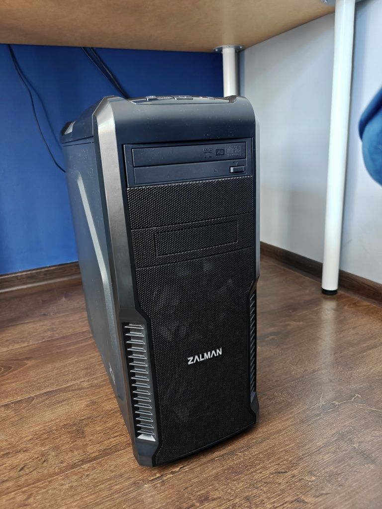 Komputer do gier RGB  MSI 8GB XFX OCZ Radeon ADATA