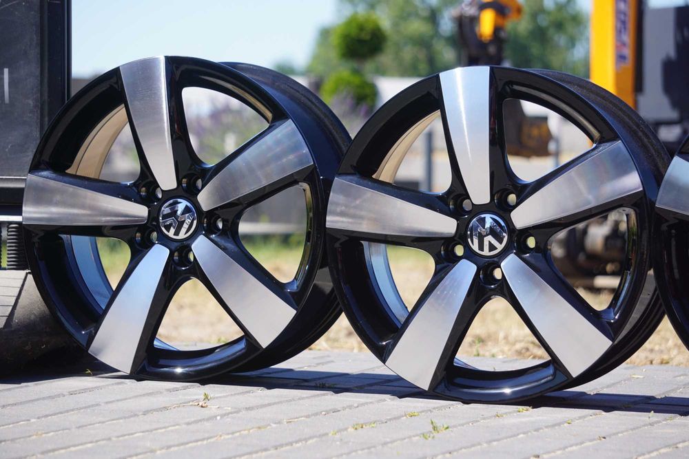 Alufelgi oryginał VW 5x112 7Jx17 et43 cb57,1mm czarne i front CNC