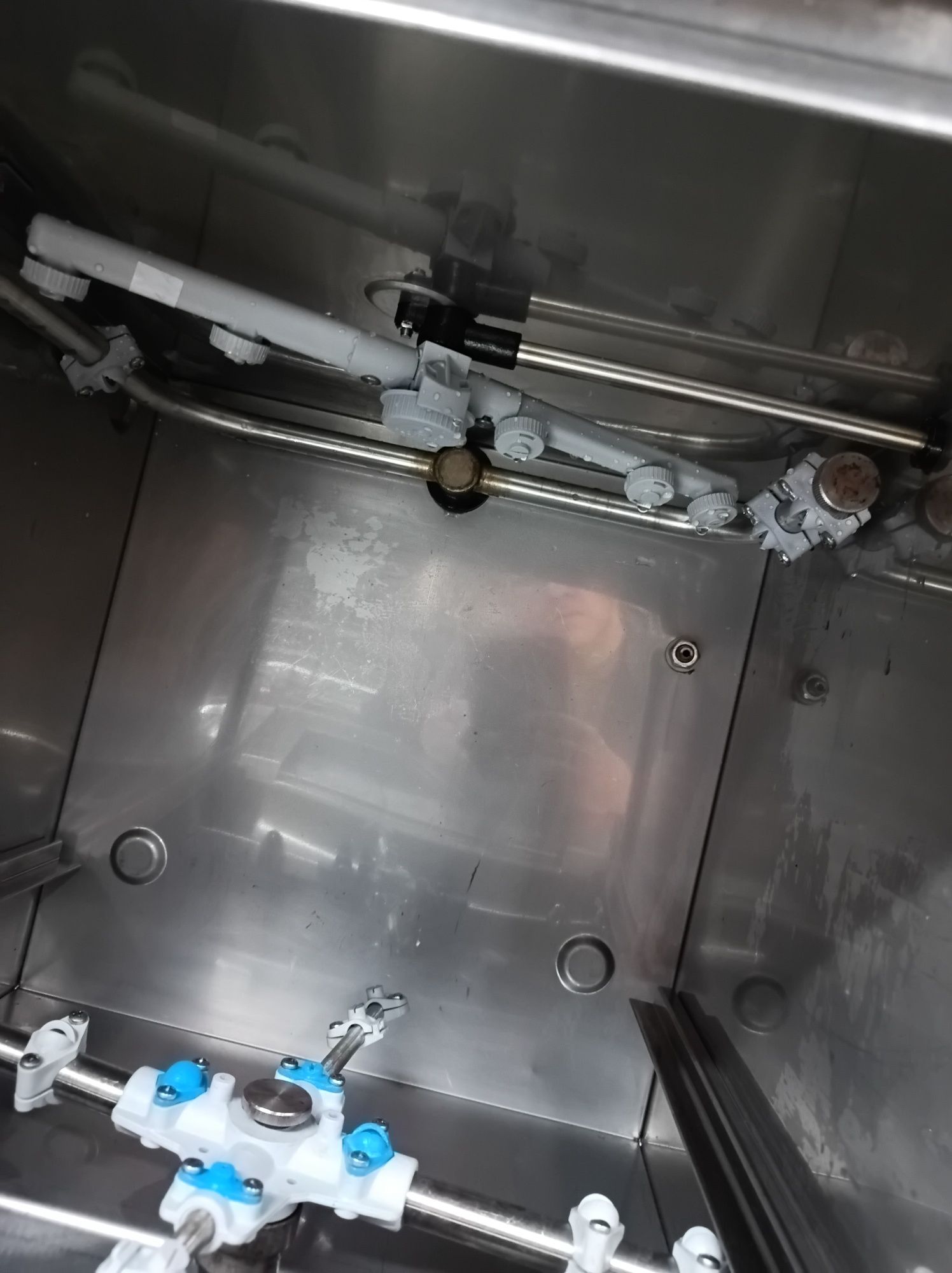 Máquina de lavar chávenas 37