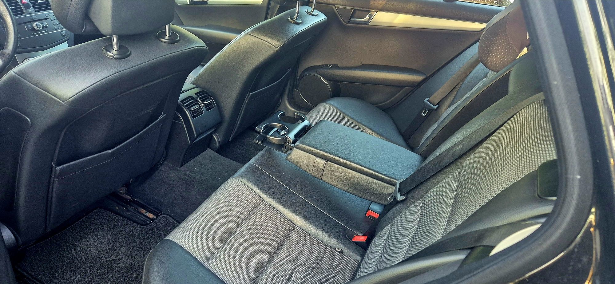 Mercedes C klasa 2.2 170km