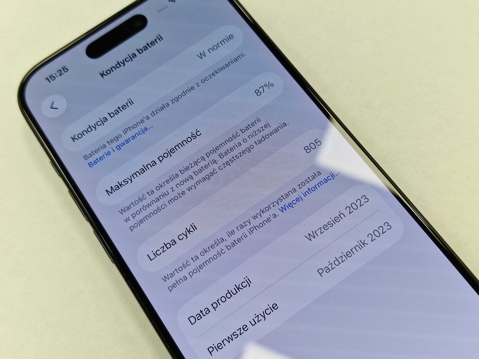 Iphone 15 PRO 128GB/ Blue Titanium/ 87%/ Grade A-/ + ładowarka
