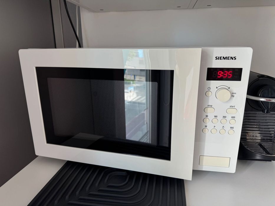 Microondas Siemens em bom estado