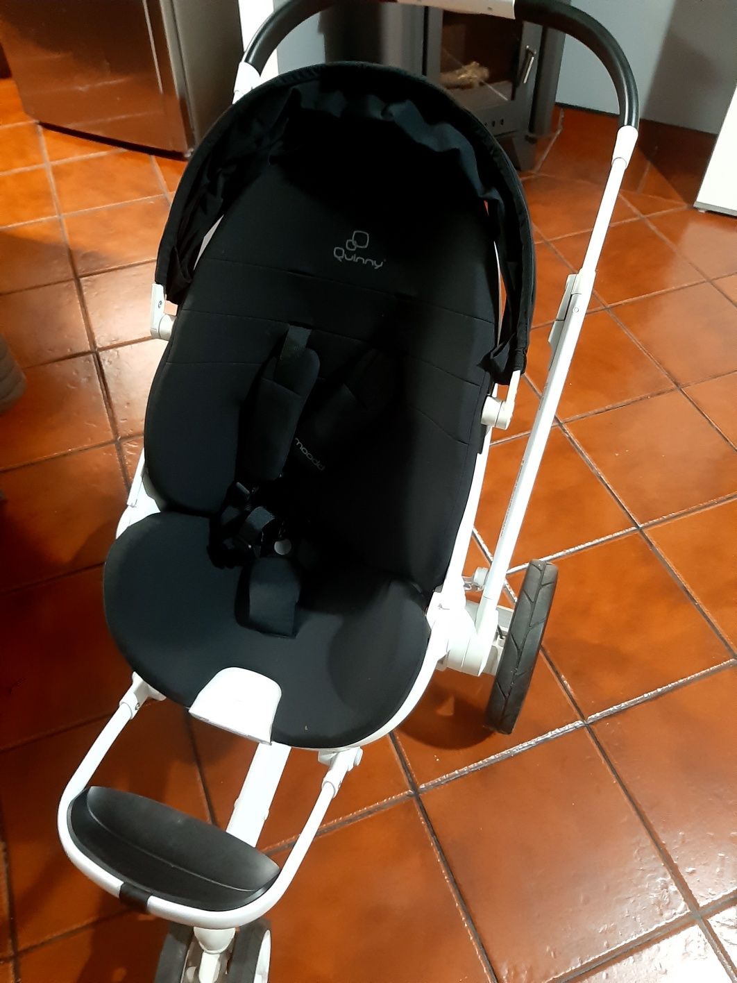 Carro Quinny e ovo Cybex platinum como novos